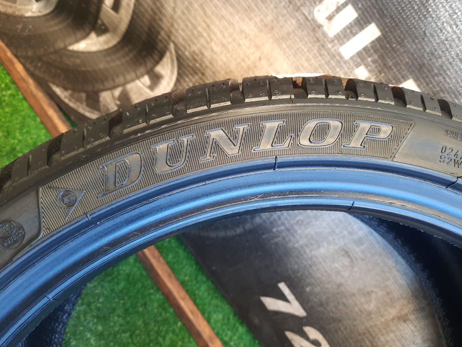 Opony zimowe 215/40/17 Dunlop  sp winter sport 3D Komplet Nowe