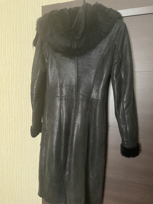 Продам натуральную дубленку р. М