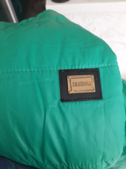 Куртка 52 розмір нова