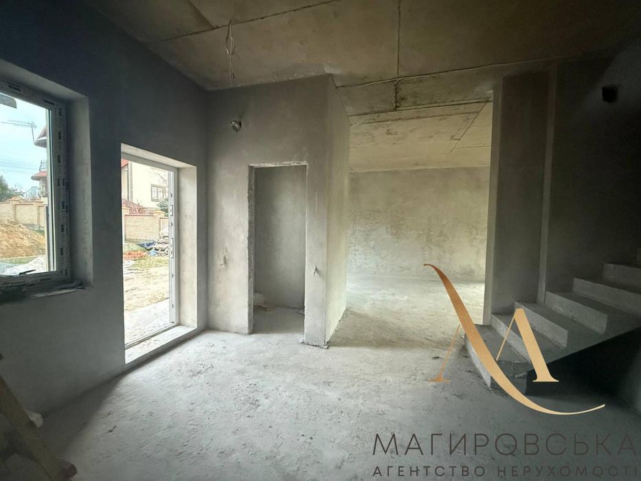 Продаж стильного будинку в Зимній Воді. єОселя!