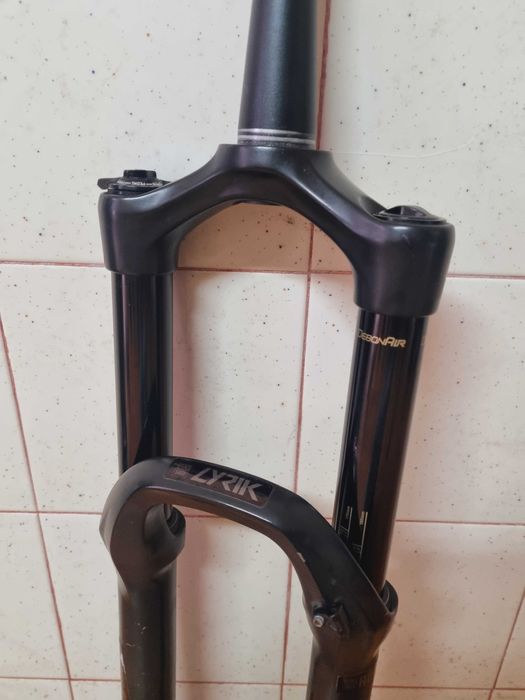 Rock shox lyric RcT3 air - Excelente Estado