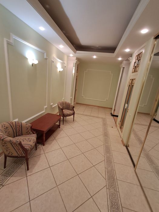 Продажа Помещение 200 м2 П.Поле