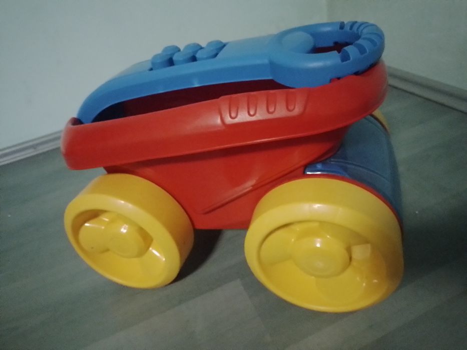 Zbieracz klocków mega bloks - wózek
