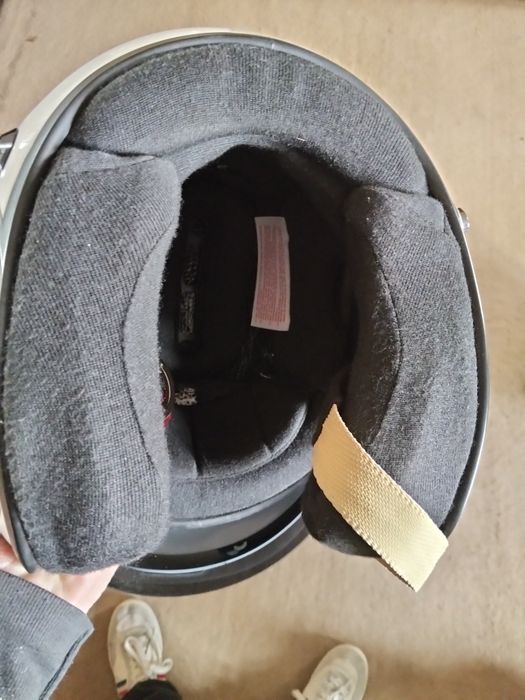 Vende-se Arai GP J3