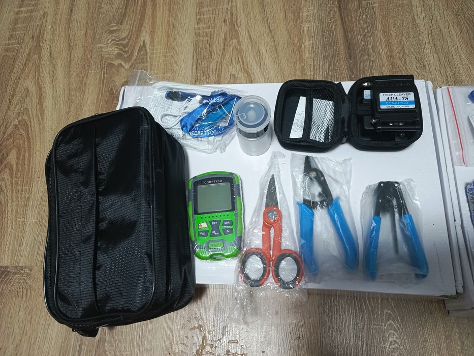 Набор для работы с оптическим кабелем