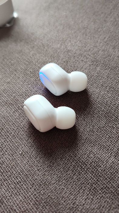 New Bluetooth Earphones!64741247985538123