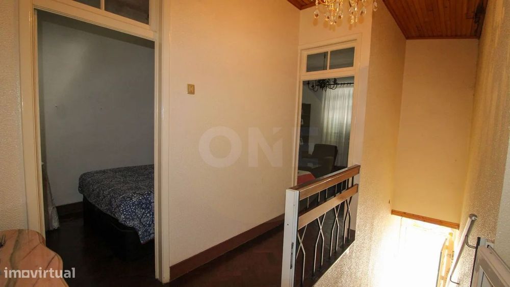 Prédio para Comércio e Habitação no Centro de Machico