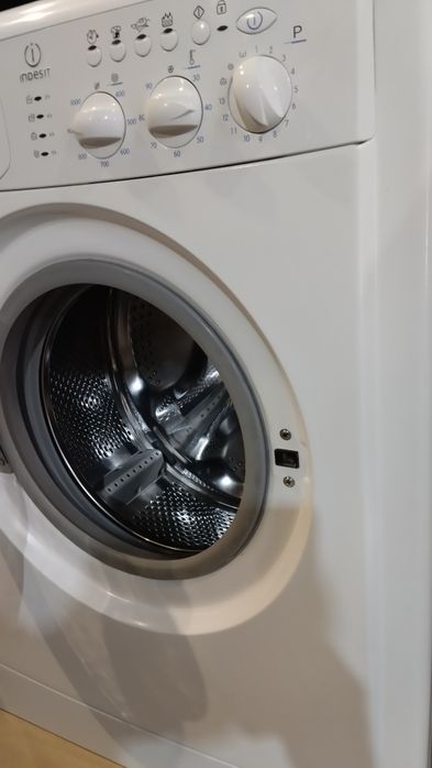 Стиральная машина автомат