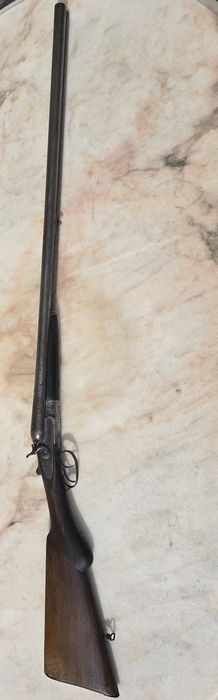 Espingarda de Caça com mais de 100 anos