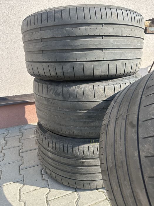 Pirelli pzero 285/30 r22
