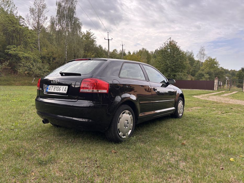 Audi A3 1,6 MPi бензин