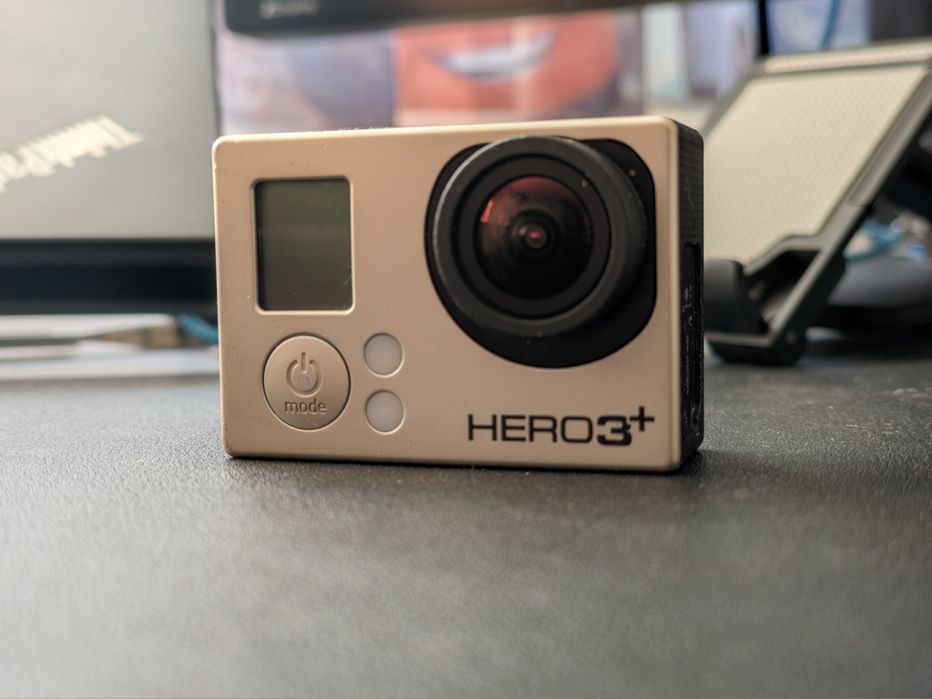 продам екшн-камеру gopro hero 3+