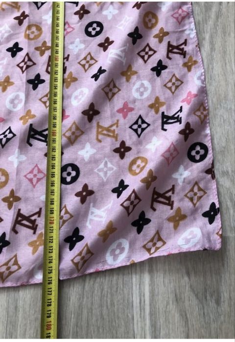 Палантин Louis Vuitton. Шовкова хустка Chanel