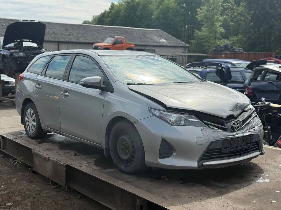 TOYOTA AURIS 1G6 NA CZĘŚCI
