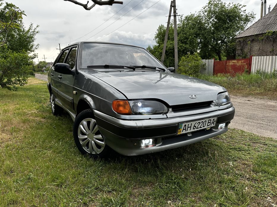 Продам ваз 2115 2002 год инжектор .