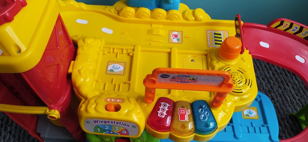 Parking autka tut tut baby vtech