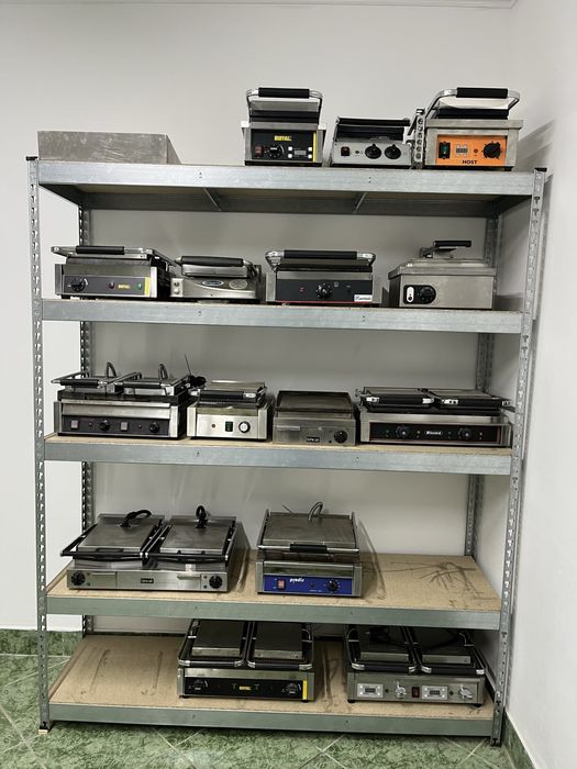 Вафельниця професійна для бельгійських вафель Buffalo GF256-02 Б/В