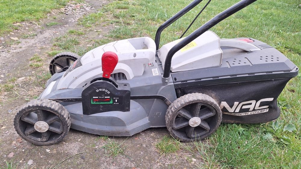 Kosiarka elekryczna Nac LE14-34 1400W