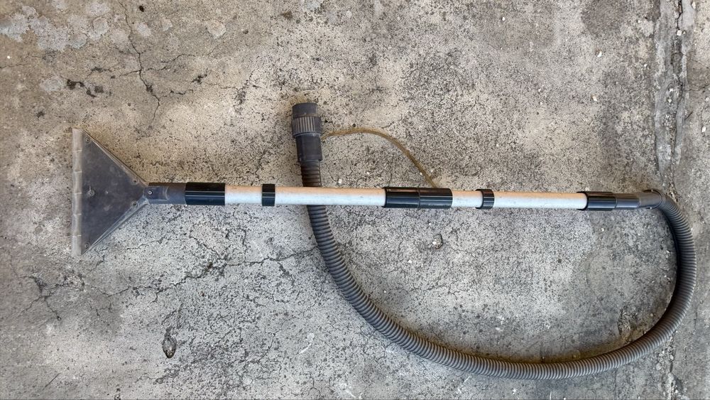 Lavadora de tapetes e alcatifas Moulinex - avariada