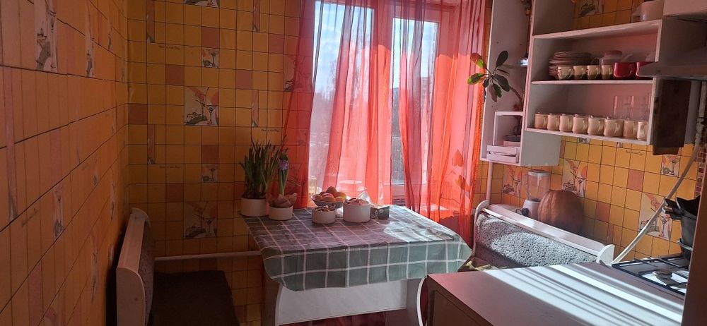 Продаж квартири (цегла)