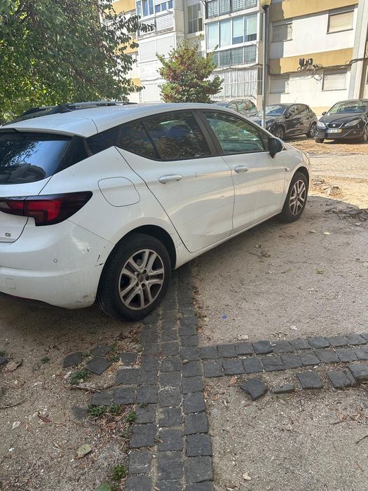 Opela Astra 1.6 cdti