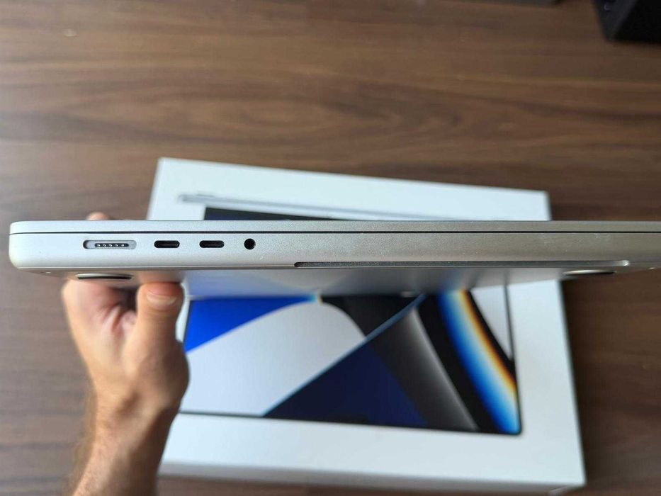 Macbook Pro 16 M1 1TB