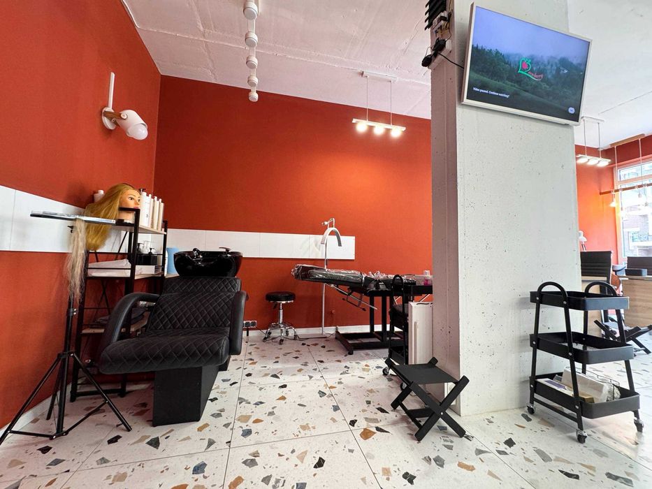 Продаж готового бізнесу — салон краси, вул. Малоголосківська, 32