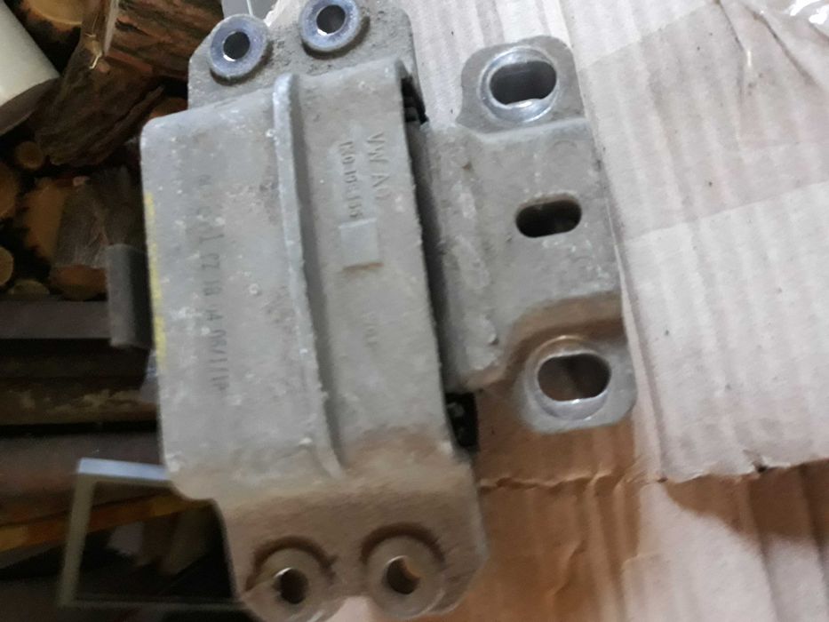 Подушка двигателя audi.vw.skoda.seat