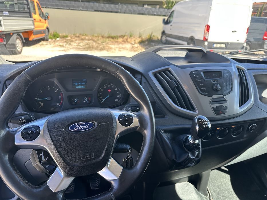 Ford Transit 6 lugares