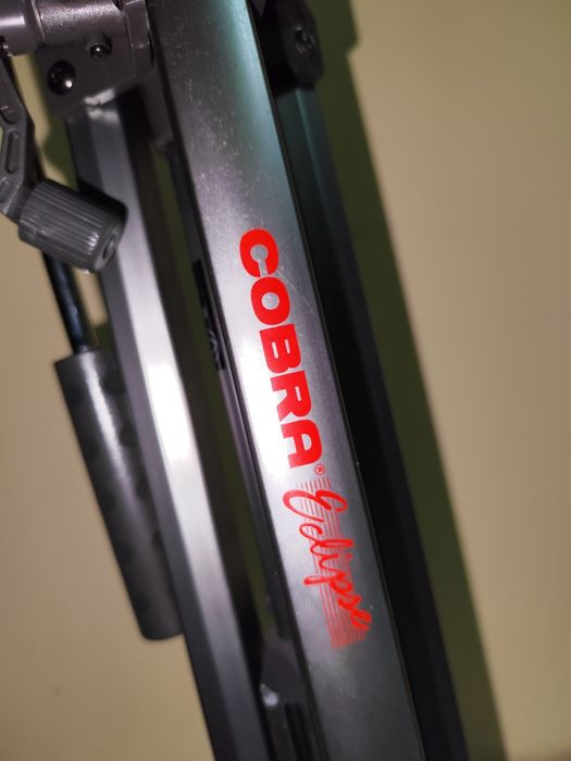 Tripé fotográfico / videográfico em alumínio novo