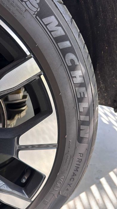 20 Volvo XC60 XC40 R-Design 5-Y Spoke Glossy Black Diamond Cut 255/45 5x108 - Demo