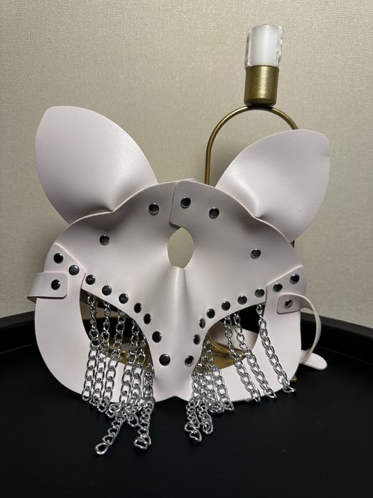 Маска-кішечка. Кожзам. Нова.