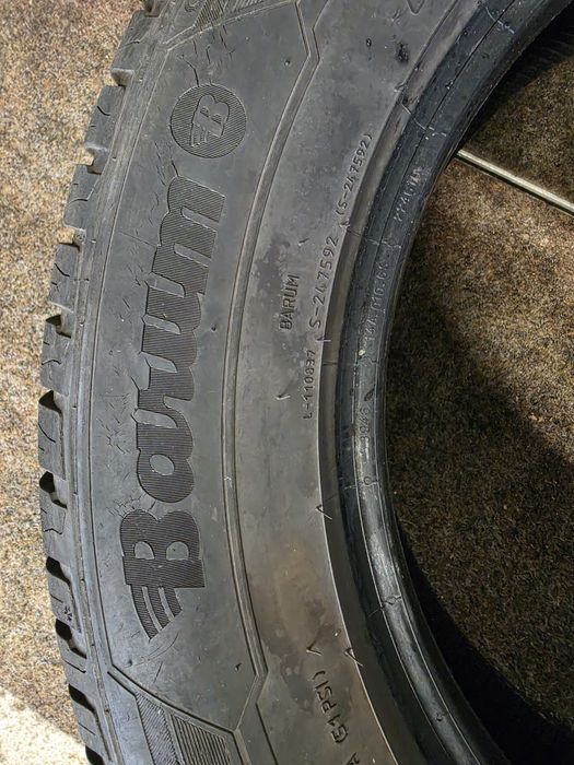 225/55R15 Barum Quartisc5 2021r