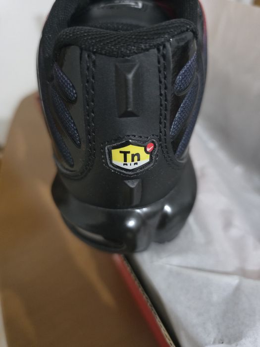 Tênis Nike Air Max Plus.