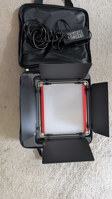 Painel Luz Led Neewer NL 660 40W com baterias e tripé