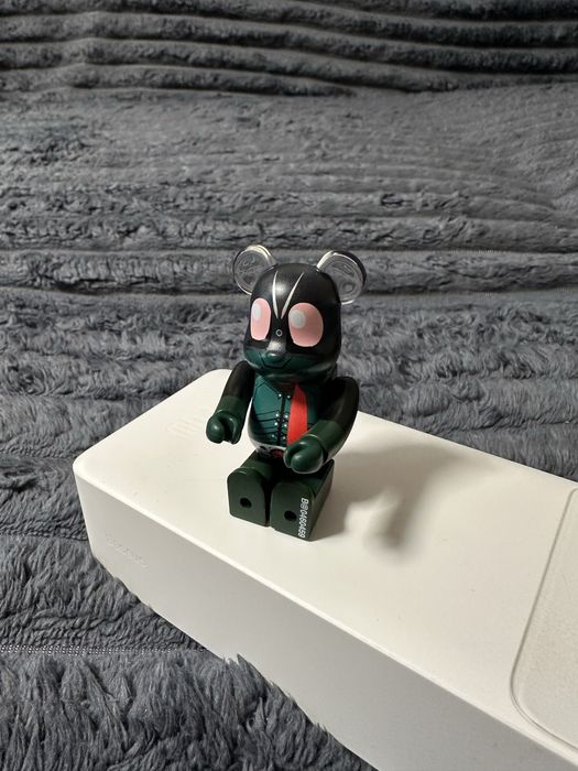 Bearbrick Kamen Rider (100%)