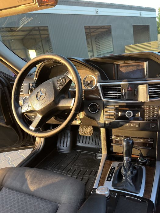 Mercedes-benz w212 e250  2.2d
