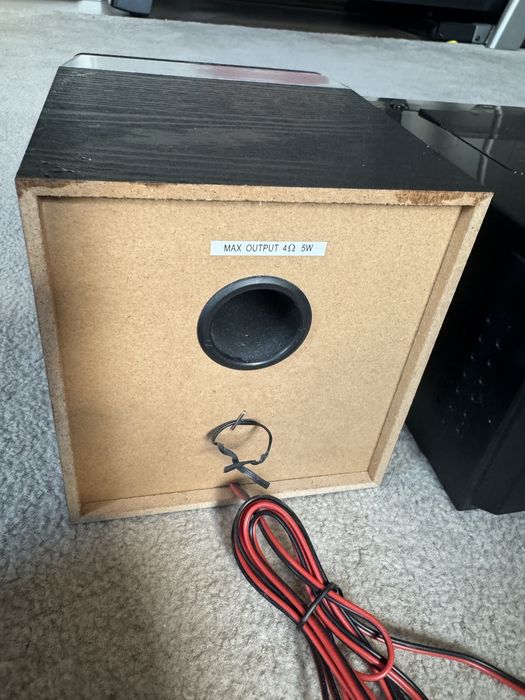 Mikrowieża OK. CD USB SD AUX + 2 głośniki
