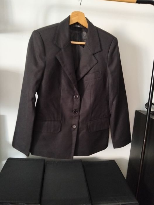 Blazer e Saia Traje Académico Feminino – FCT NOVA | A Batina | Muito Bom Estado
