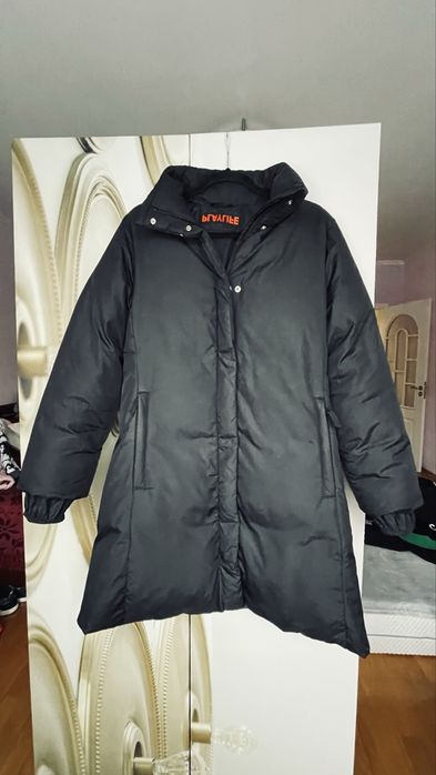 Куртка женская(пуховик) зимняя PLAY Life ( Оригинал) размер L