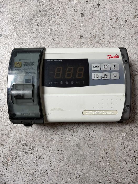 OPTYMA Control AK-RC 101  Danfoss  komorowy sterownik do układów chłodniczych