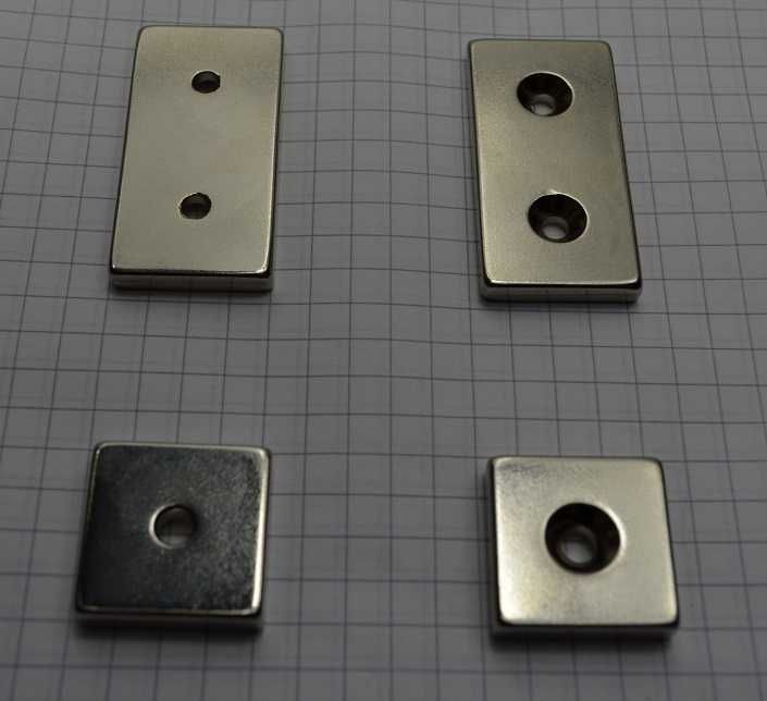 Magnes neodymowy z otworami do przykręcenia na śrubkę 60x20x4