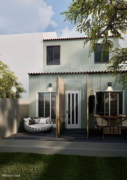 Moradia T8 para venda