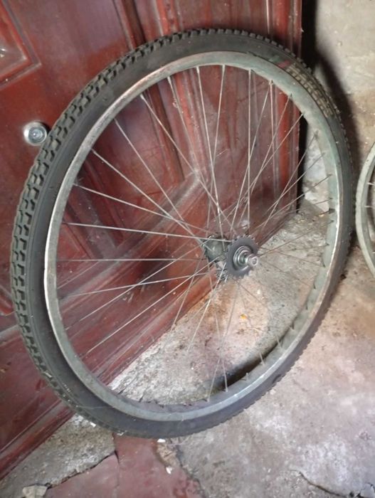 Продам колеса до велосипеда на 28