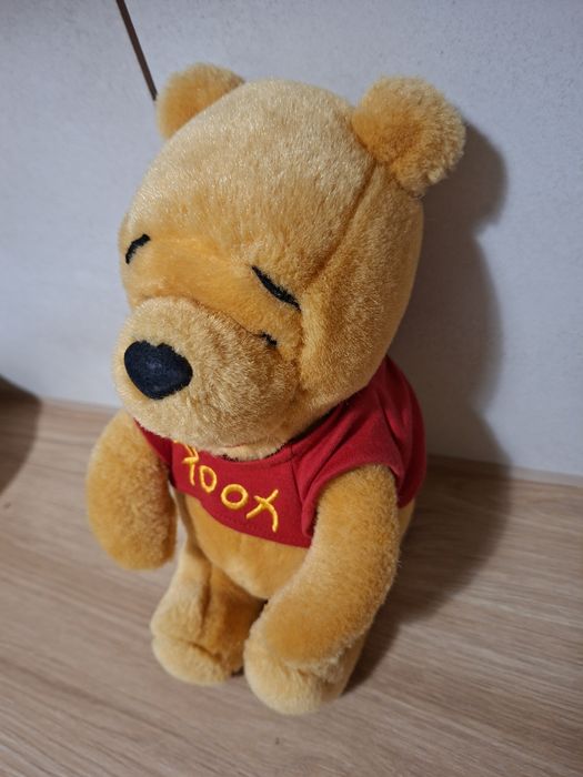 Kubuś Puchatek pluszak maskotka 25 cm