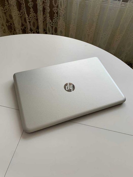 Ноутбук HP ENVY 15-j040er