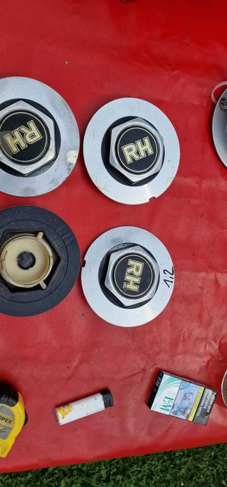 RH Dekiel emblemat do alu model , 57X140mm 4 szt. komplet