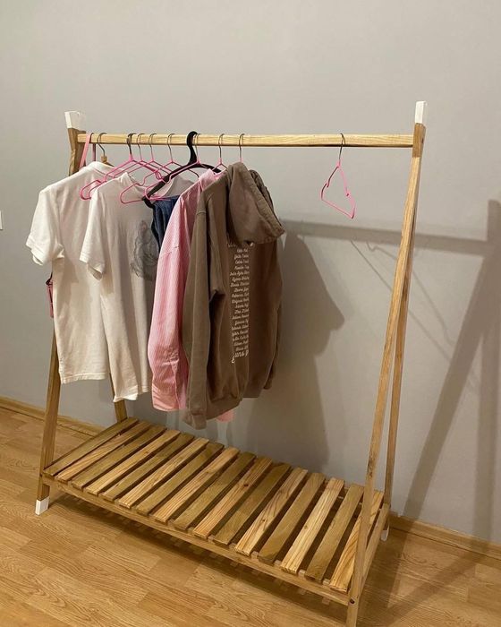 Вішалка дитяча вішак нічник ліжко дитячі меблі столик крісло