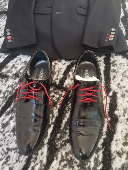 Buty garniturowe 40