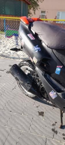 Продам скутера дуже хороший стан сів і поїхав комплект задня резина